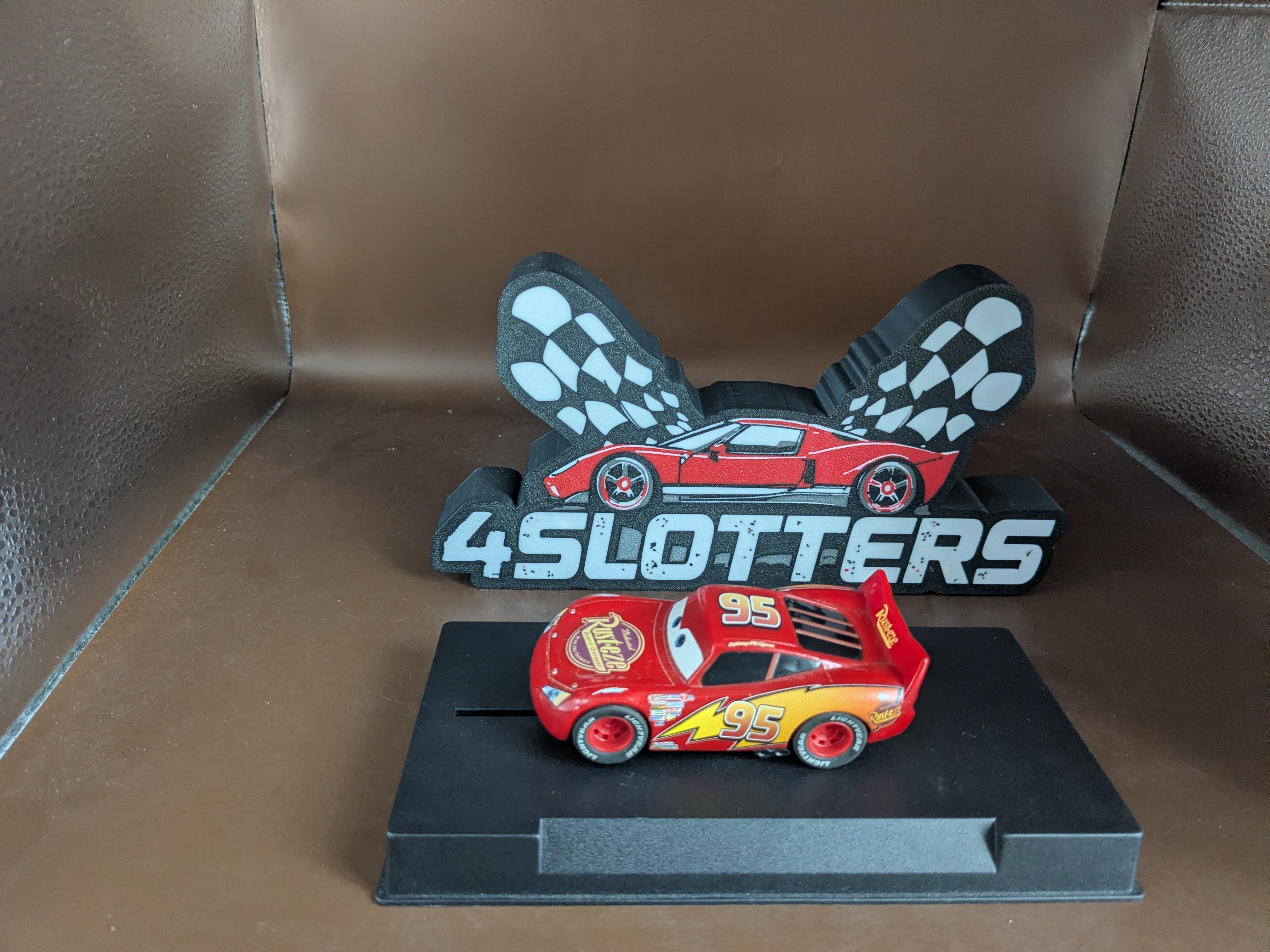 Carrera Go 1/43 Disney/Pixar Cars #95 Lightning McQueen *USED*