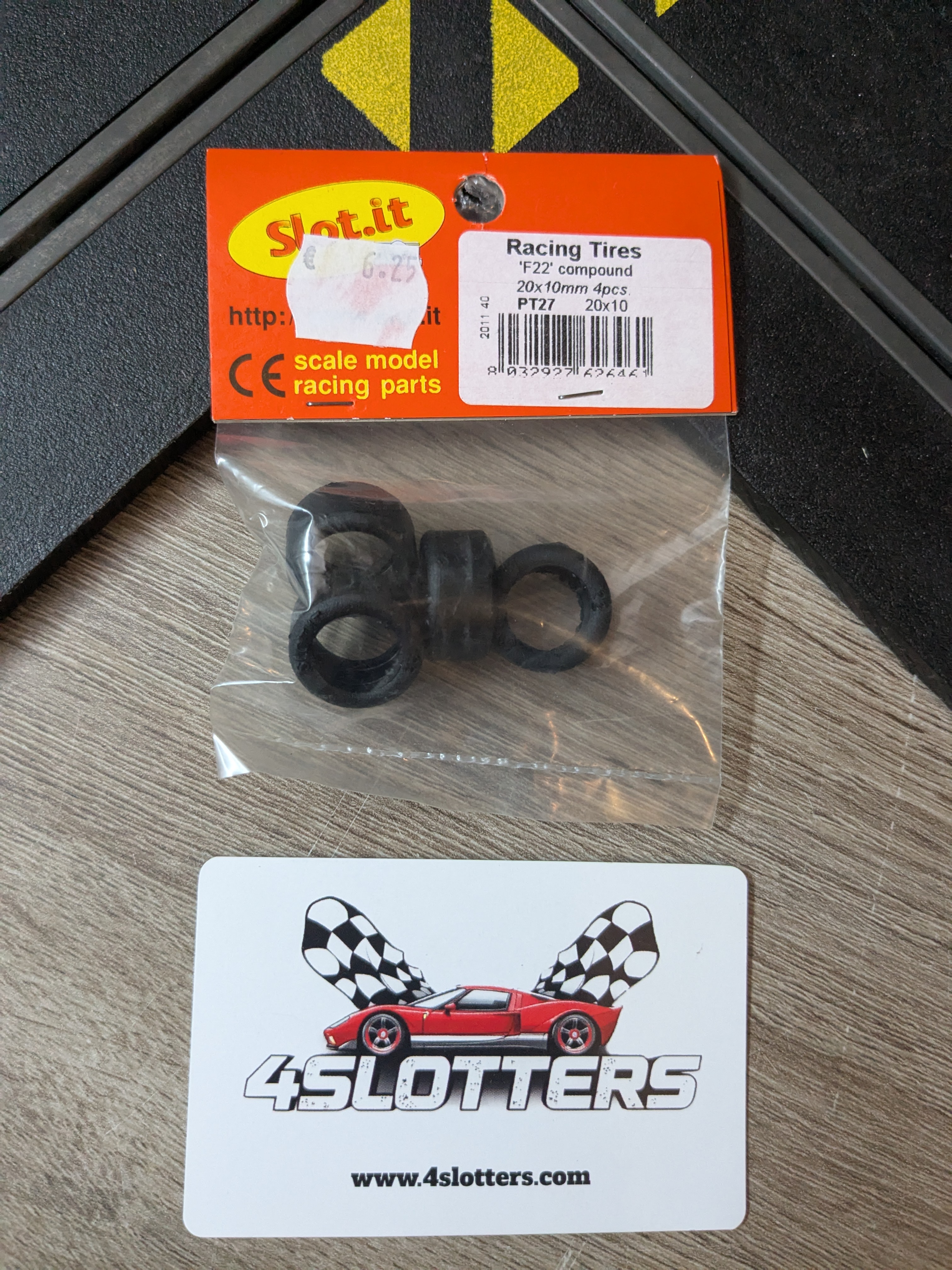 Racing Tires Slot.It F22 compound 20x10 PT27 4 pieces
