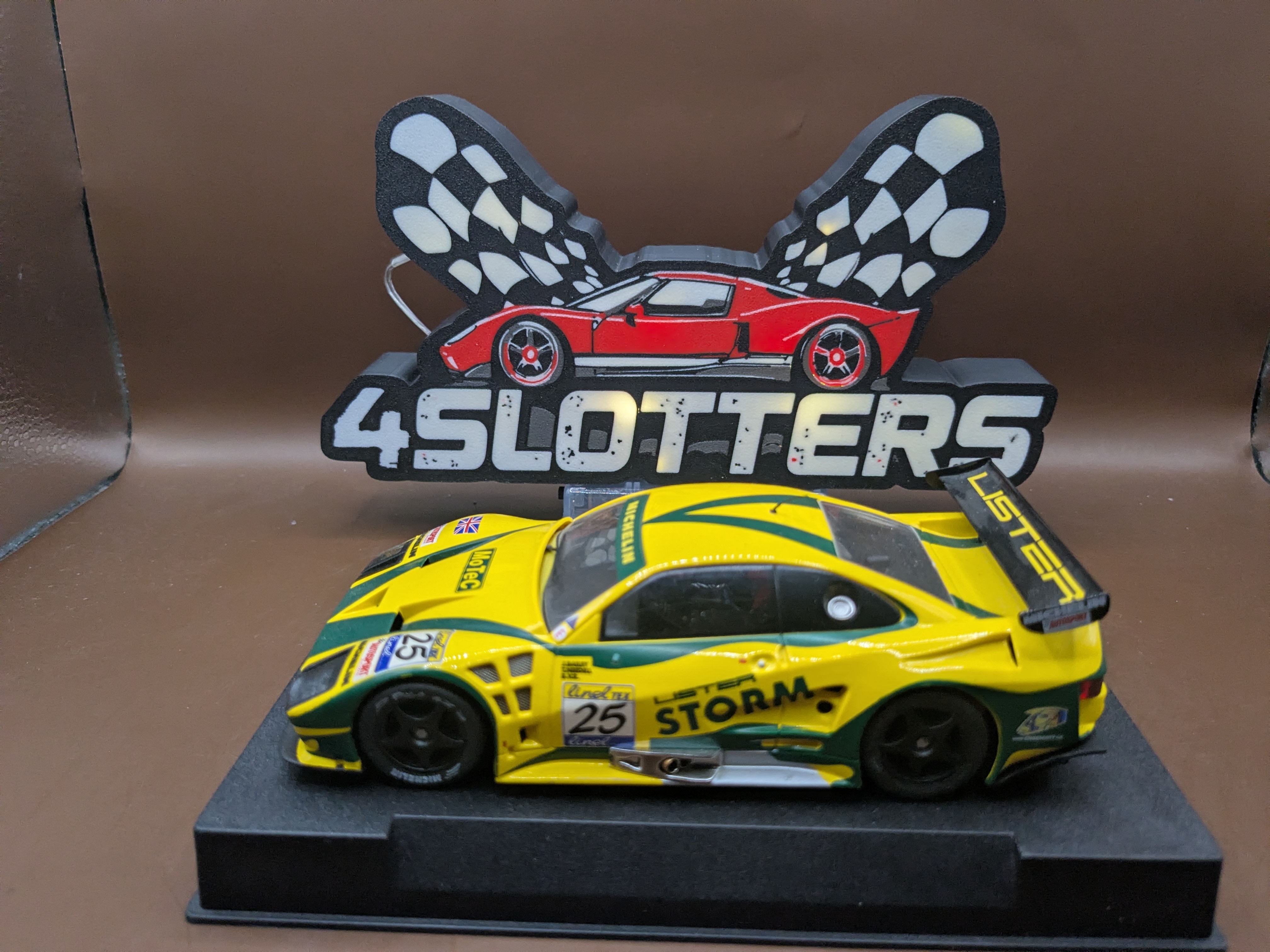 Fly Lister Storm #25 Donnington Park 1999