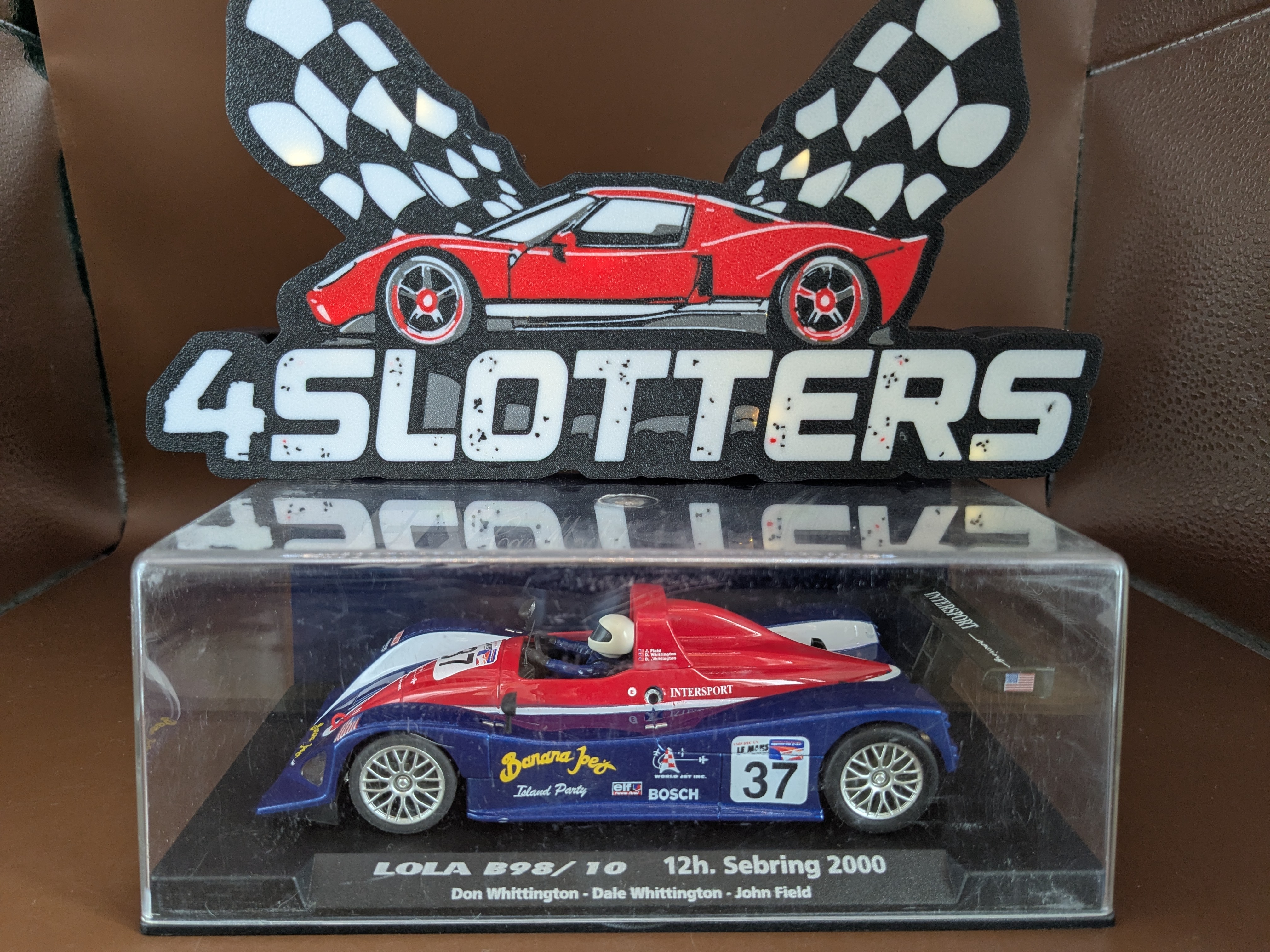 Fly Lola B98/10 #37 Banana Joe 12h Sebring 2000