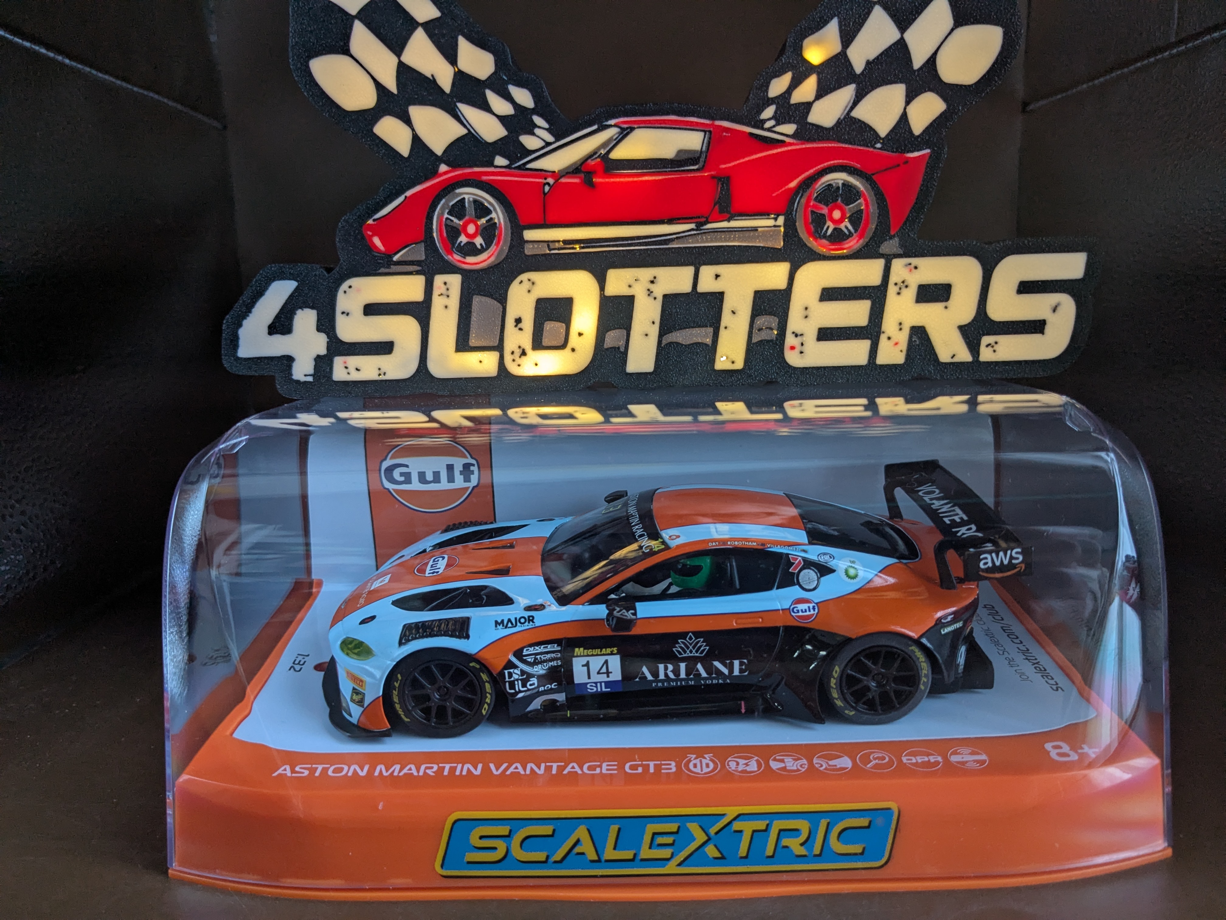 Scalextric Aston Martin Vantage GT3 #14 Bathurst 2025  Gulf