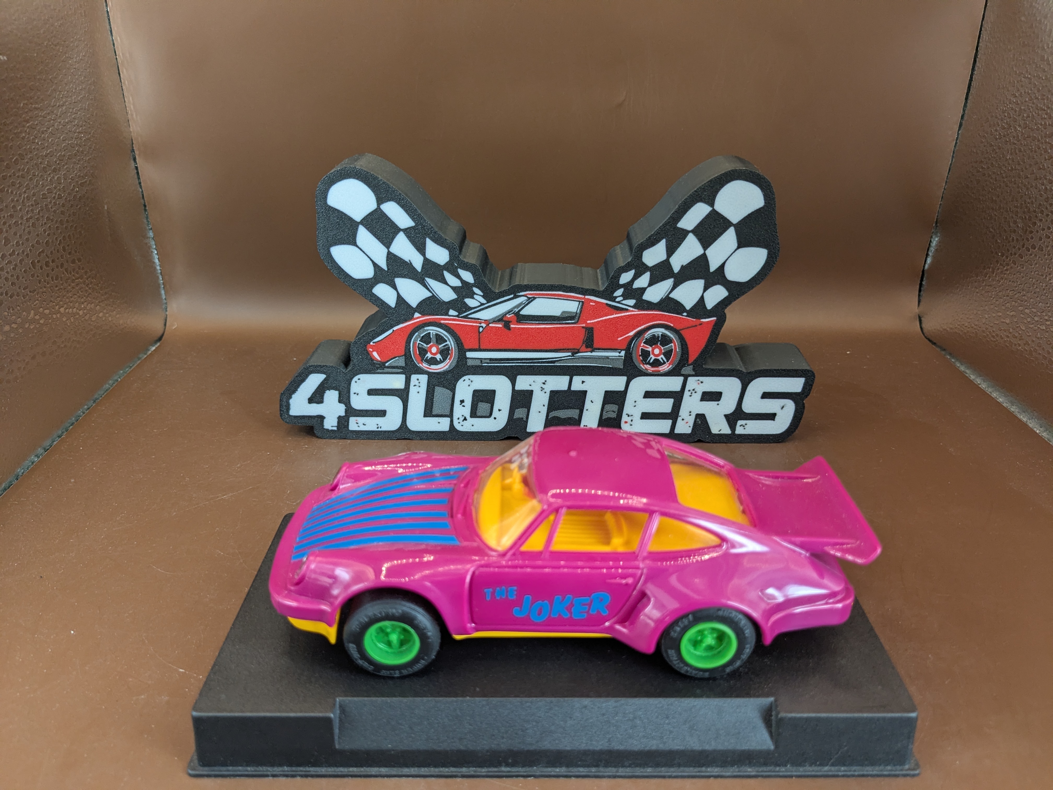 Scalextric Batman The Joker's Porsche C466
