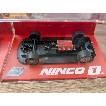 Ninco Renault Megane Chassis Trophy McGregor Complete with running gear Ninco 1