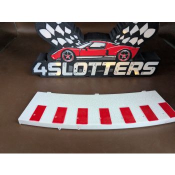 Ninco Curbstone Outside R2 *USED*