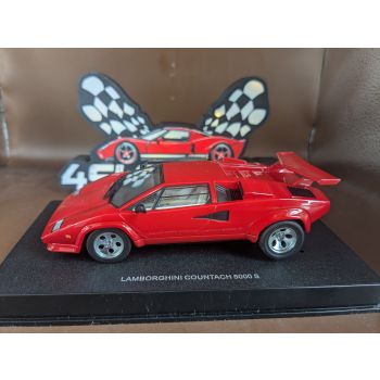 Autoart Lamborghini Countach 5000 S red