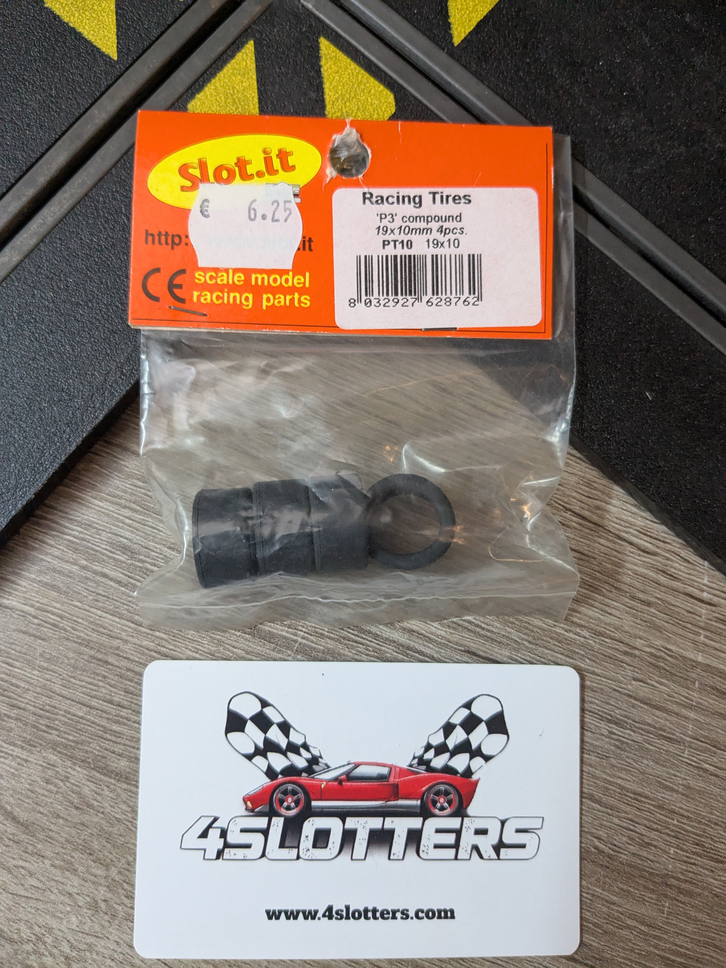 Racing Tires Slot.It P3 compound 19x10 PT10 4 pieces