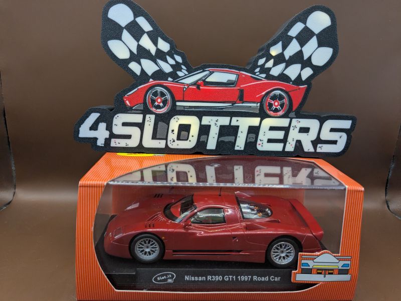 Slot.It Nissan R390 GT1 1997 Roadcar