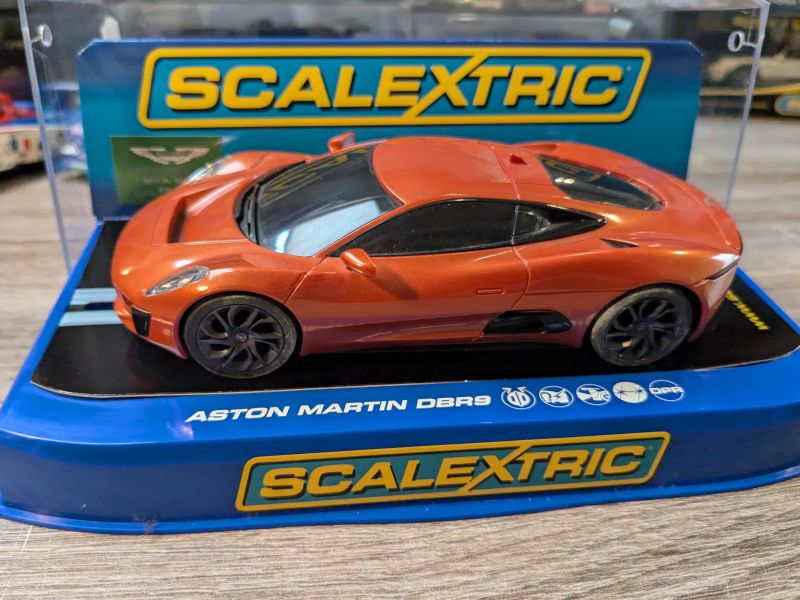 Scalextric Jaguar CX75 James Bond 007 Spectre